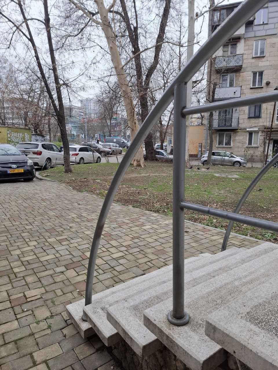 SPAȚIU COMERCIAL CU TERASĂ, 1 Cameră, Chisinau, Moldova